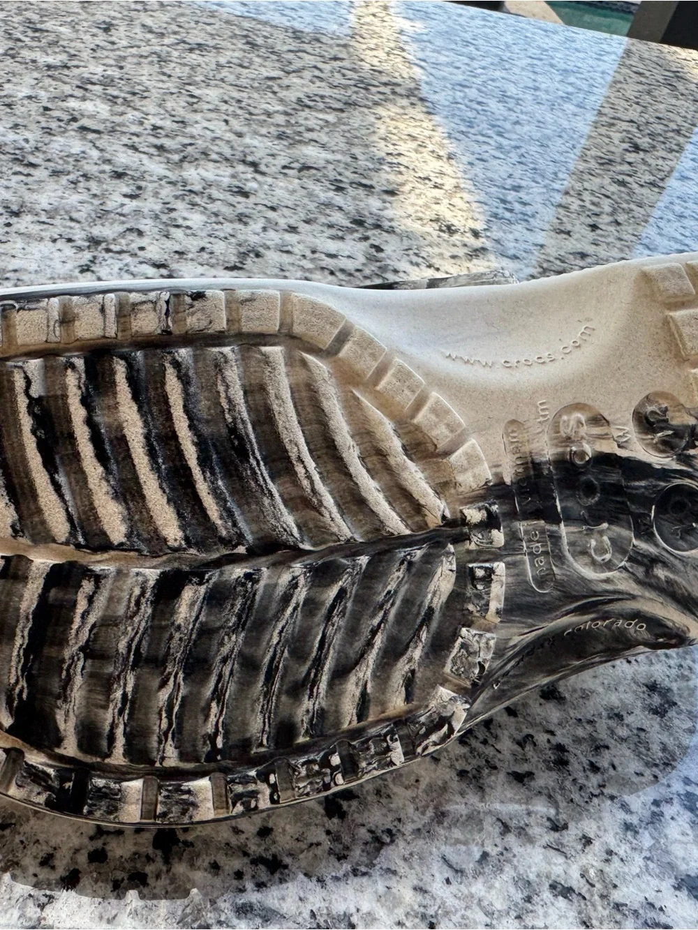 CROCS image shows